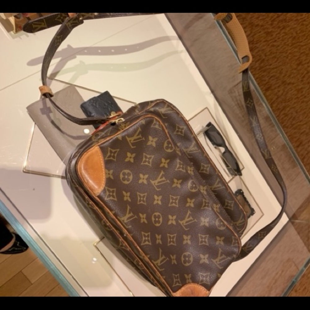LV Nile crossbody